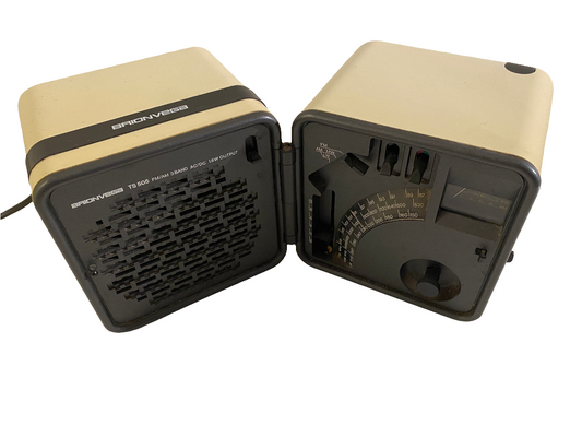 Brionvega TS505 Cubo Design Zanuso color panna